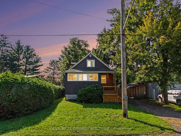 1221 Fairgreen Ave, Ottawa, ON K4B 1N2