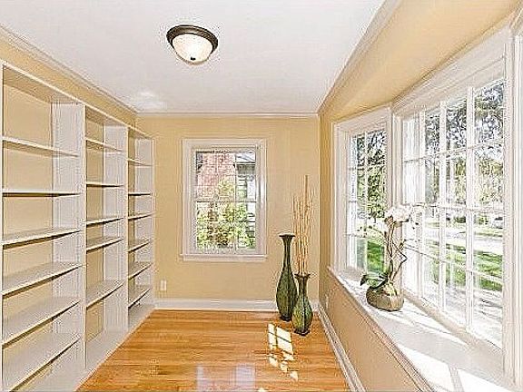 2nd image of 120 James Ave