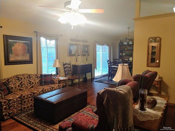 4th image of 1104 Republic Cir