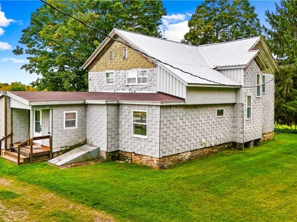 5652 Streun Rd, Lee Center, NY 13363