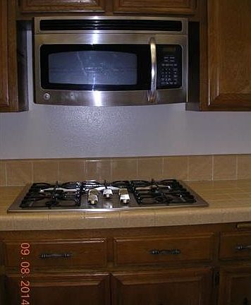 Gas stove top