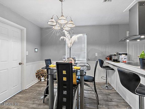 5th image of 3931 SUDBURY Avenue