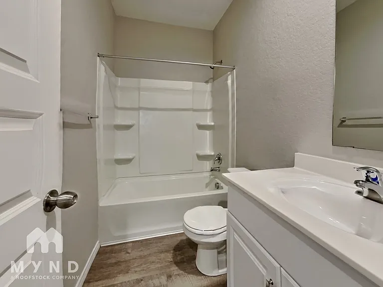4211 Asher Aly — Photo 18