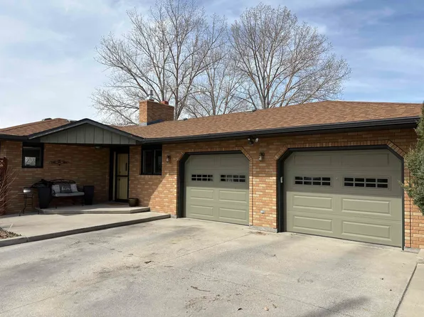 2447 W Main St, Riverton, WY 82501