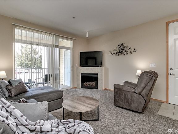 4th image of 18527 101st Avenue Ct E Unit 214
