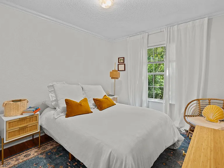 114 Cedar St — Photo 15