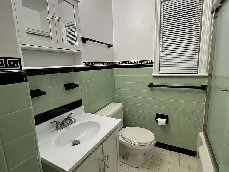 9220 Marlow Ave — Photo 17