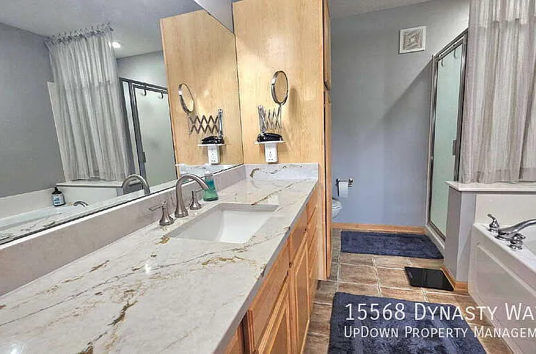 15568 Dynasty Way — Photo 10