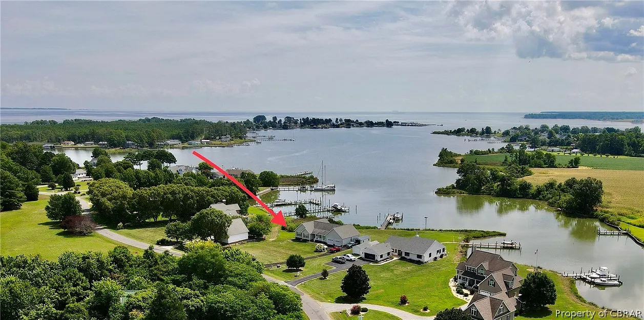292 Kingscote Dr photo 1