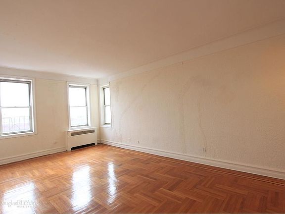 2nd image of 8502 Fort Hamilton Pkwy APT 6C