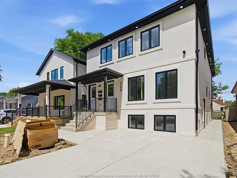 2490 George Ave #1 — Photo 2