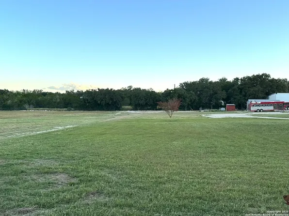 303 Summit Dr LOT 5, Leakey, TX 78873