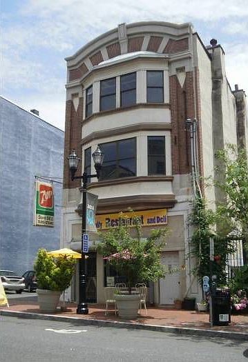 1st image of 218 N Market St