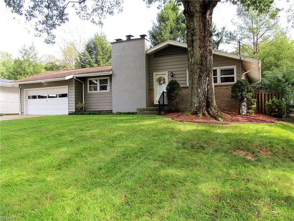 1st image of 43 Golf Dr