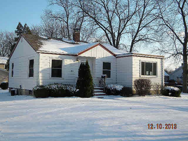 1st image of 1015 S Wenona St