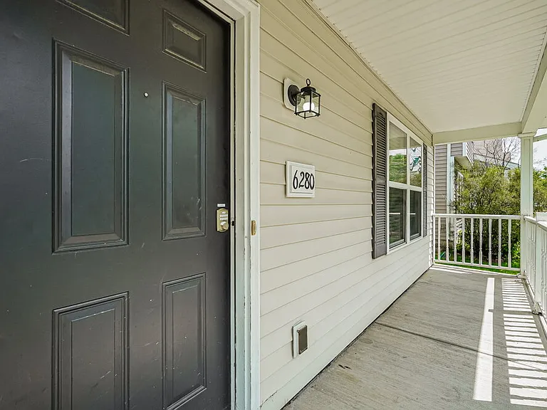 6280 Marengo St — Photo 15