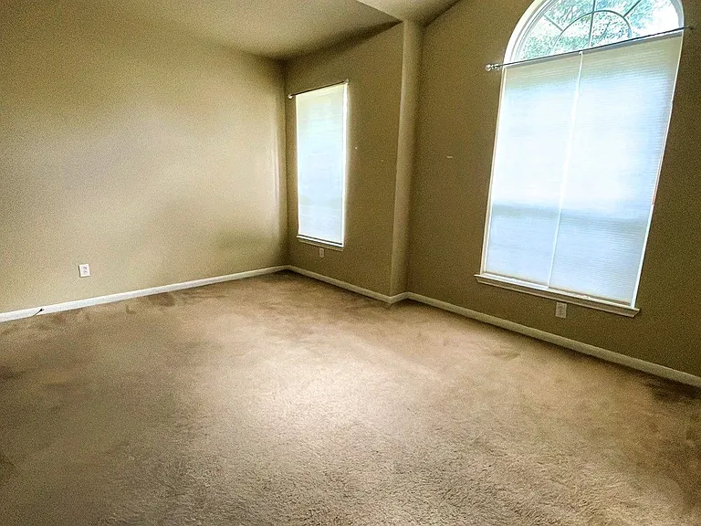 1014 Spring Lakes Haven Dr — Photo 15