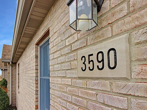 3rd image of 3590 S Melon Dr