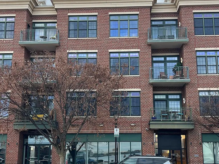 1500 Thames St #304 — Photo 34