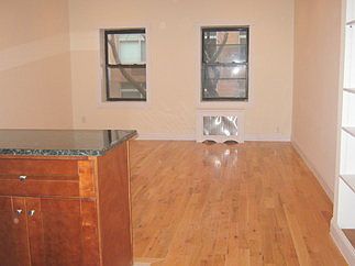 2nd image of 146 E 35th St APT 4D