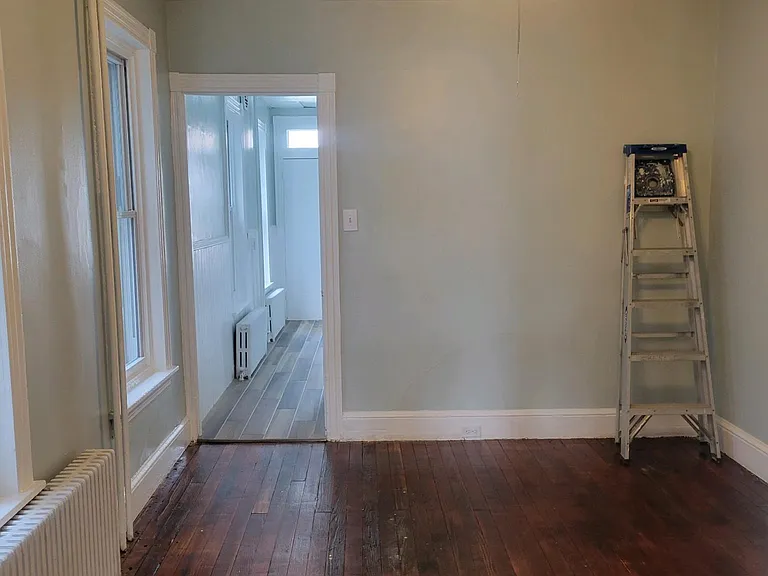 1341 Moss St #1 — Photo 9