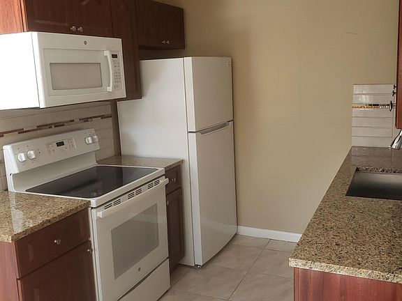 3rd image of 8031 NW 44th Court #1-4