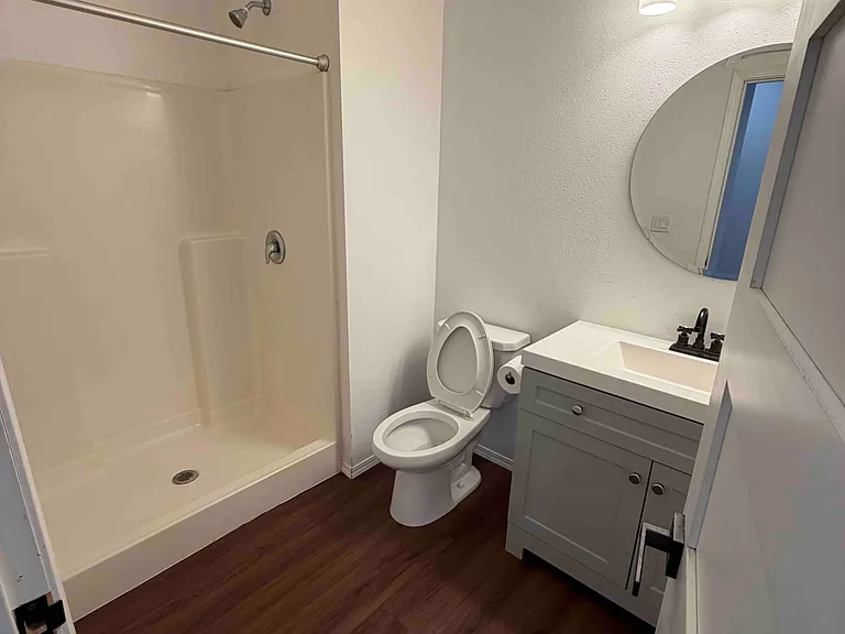 117 N Main Ave #5 — Photo 6