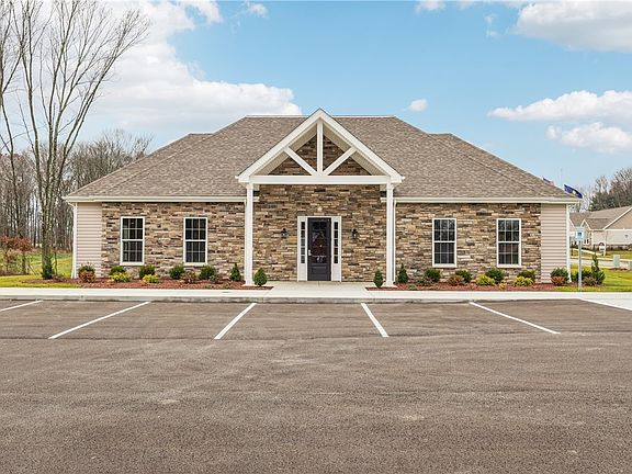 4th image of 3203 Maple Crest Ct