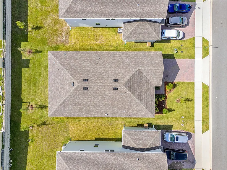 7819 Syracuse Dr — Photo 35