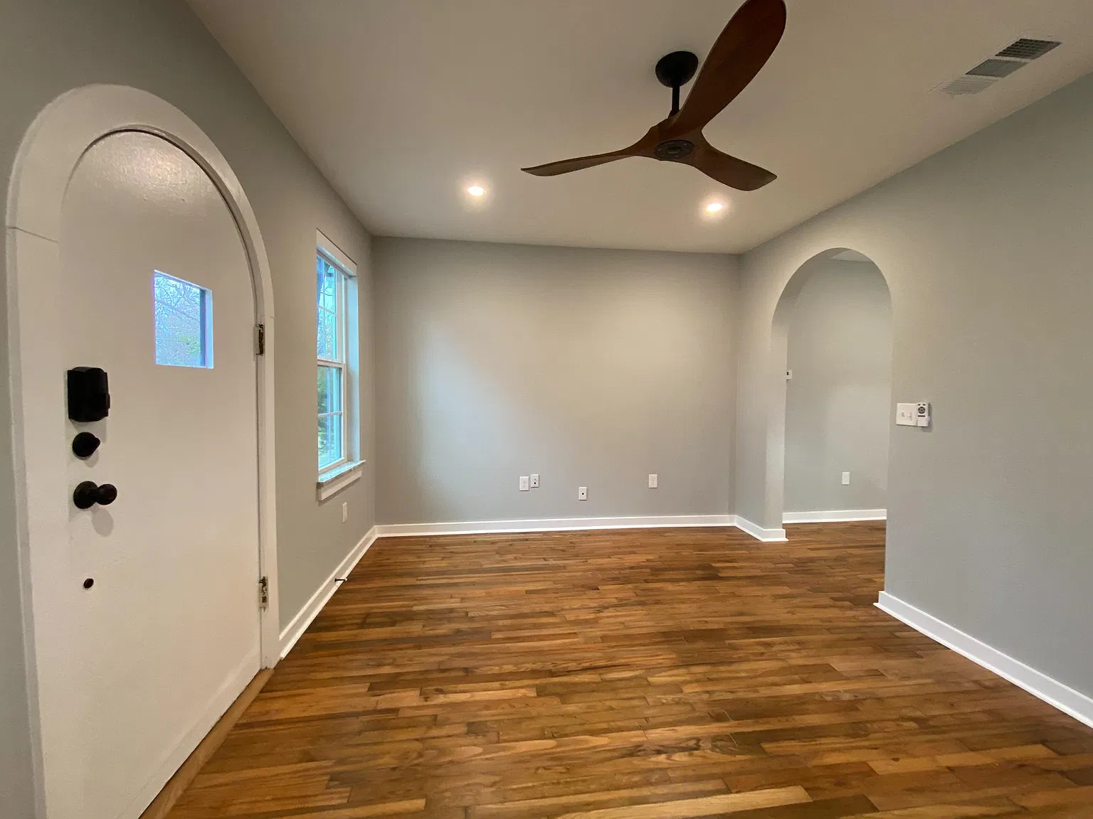 5503 Jim Hogg Ave — Photo 3