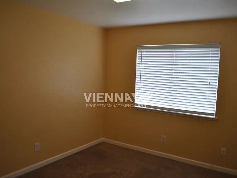 4073 N Country Dr — Photo 12