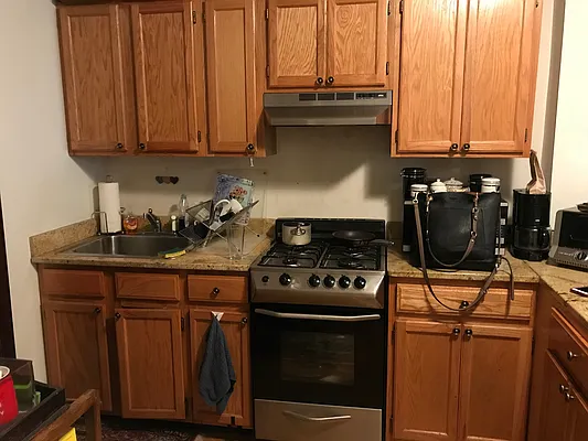 Rented by Metropolitan Equities | media 13