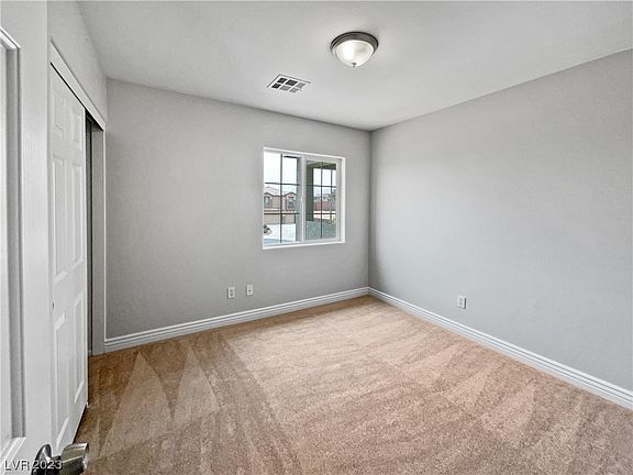 5th image of 1093 Pleasing Plateau St
