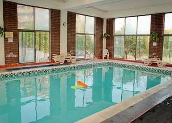 Rented by Laffey Real Estate | media 16