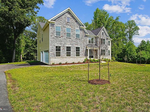 2nd image of 15700 Bennington Farms Ln