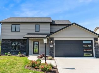 1423 Herdsman Blvd, Huntertown, IN 46748