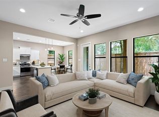 5112 E Lacey Garden Loop, Houston, TX 77018