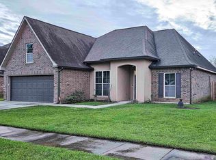 5177 Fox Hunt Dr, Zachary, LA 70791