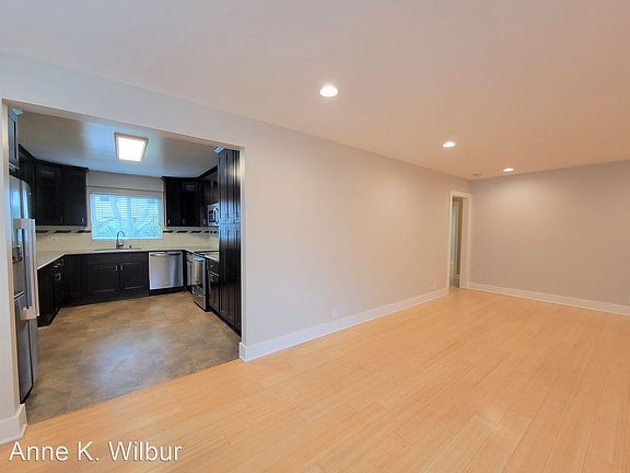 4th image of 3079 Emerson St #3079