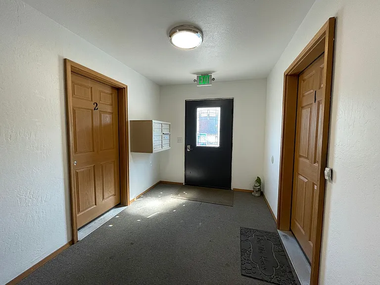2030 N Lucille St — Photo 4