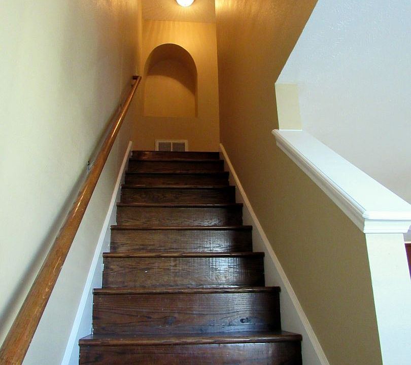 1st image of 103 Wolverine Ct