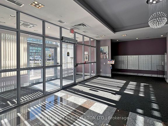 3rd image of 1328 Birchmount Rd #802