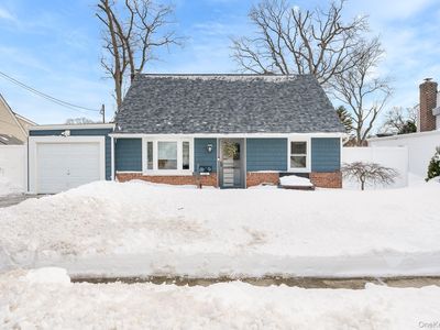 126 Boston Avenue, Massapequa, NY, 11758