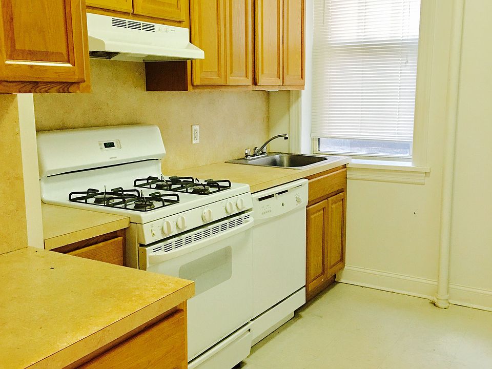 1st image of 12032 83rd Ave APT 1A
