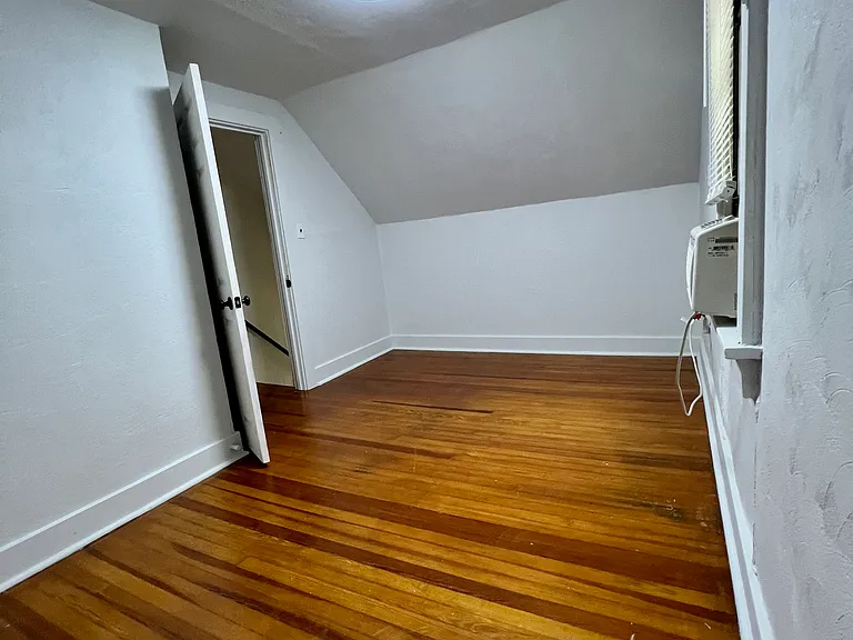 4322 Anna St — Photo 12