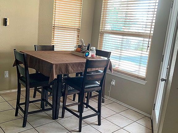 5th image of 14720 Noya Dr