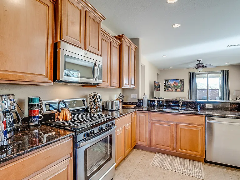 26731 W Pontiac Dr — Photo 14