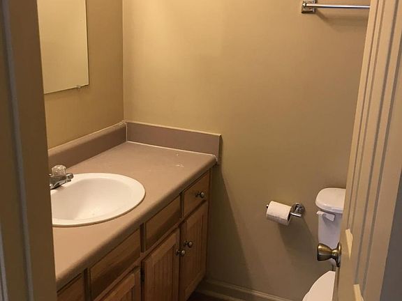 3rd image of 1100 14th Ave APT A1