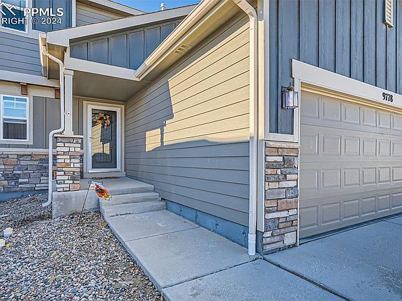 2nd image of 9778 Silver Stirrup Dr