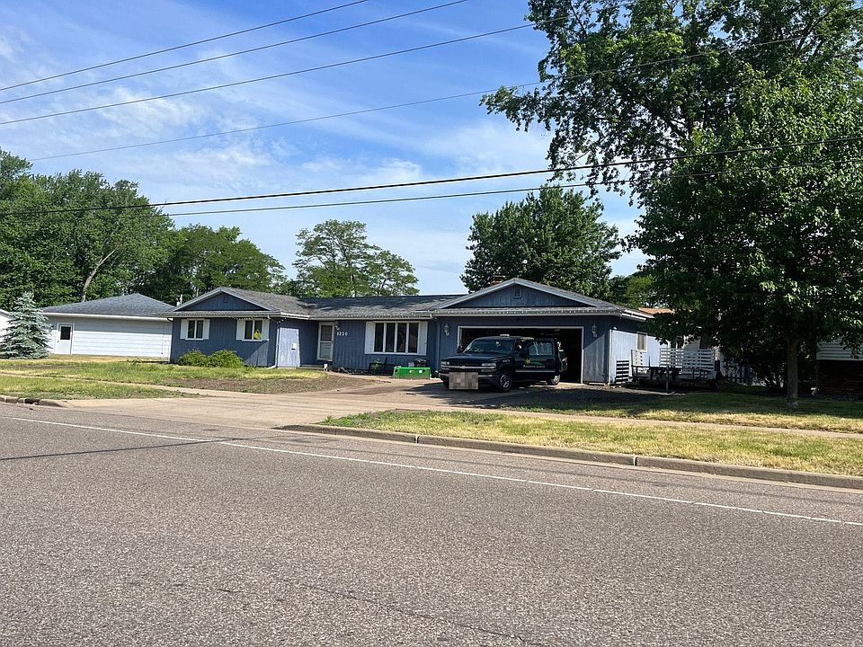 1230 E Hamilton Ave, Eau Claire, WI 54701 Zillow